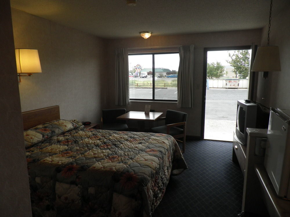 Budget Inn Fallon Buitenkant foto